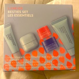 Laneige lip besties set